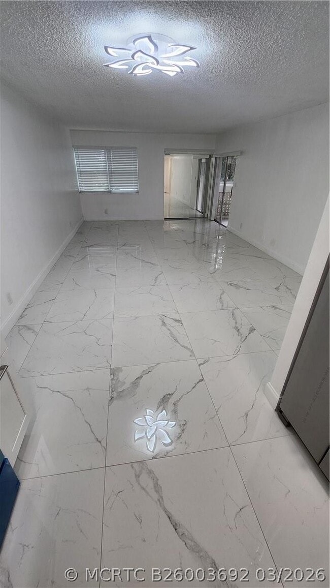3301 Spanish Moss Terrace Unidad 202