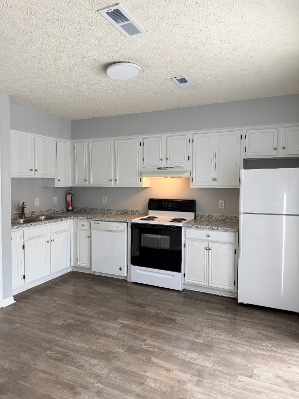 Building Photo - 22 Fonda Dr