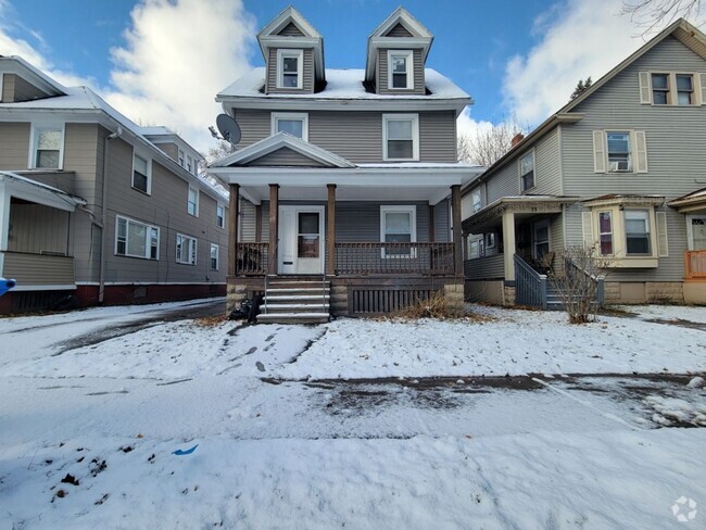 Building Photo - 69 Copeland St Unit HOUSE