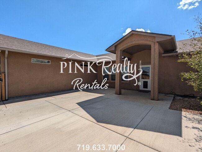 Photo - 1325 N Challenger Pl