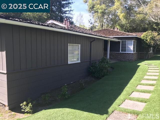 Photo - 553 Miner Rd