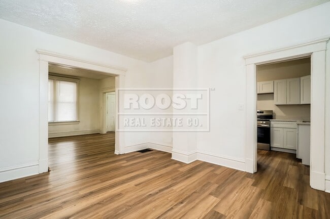 Photo - 4 Bedroom 1 Bathroom Single Family Home Available in Columbus!