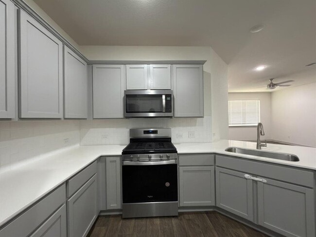 Photo - 3001 Egan Dr