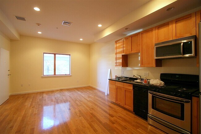 Photo - 8 Beech St Condo Unit 3