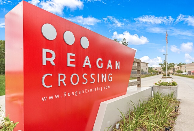 Welcome to Reagan Crossing - Reagan Crossing Apartments