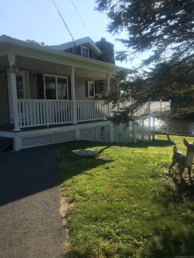 Photo - 26 Strong St