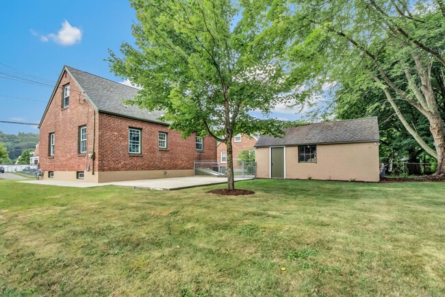 Photo - 116 Morse St