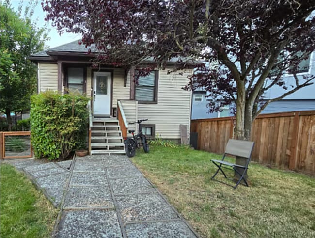 Private Fully-Fenced Yard and Upper Suite Porch and Entry