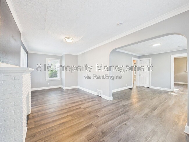 Photo - 6808 S Benton Ave