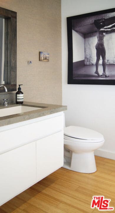 Photo - 1131 Alta Loma Rd Unidad 407