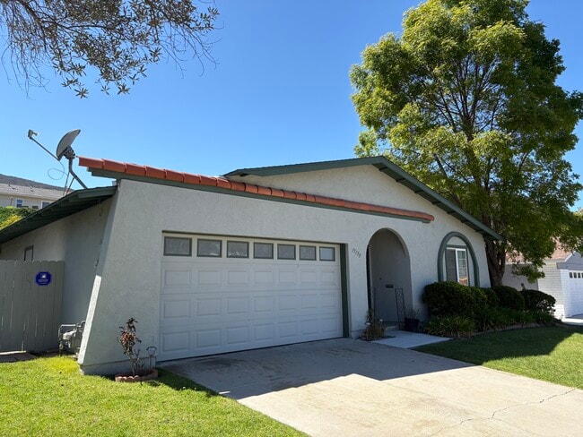 Building Photo - 15190 Penasquitos Dr