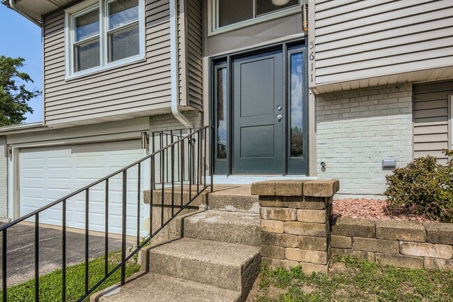 Photo - 5611 Allemong Dr