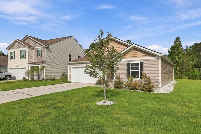 100 Cotton Bluff Ct