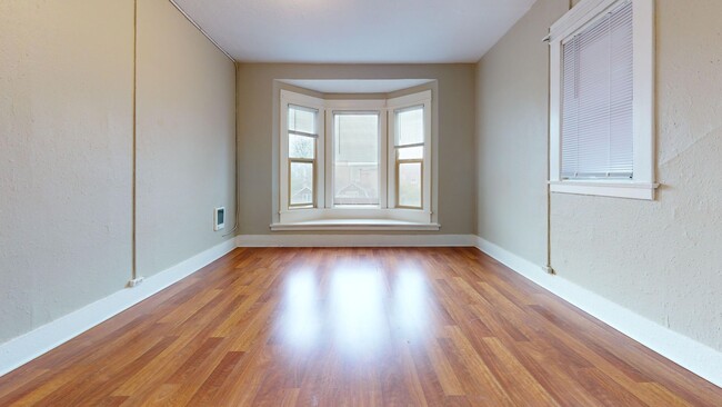 Photo - Roycroft Apartments