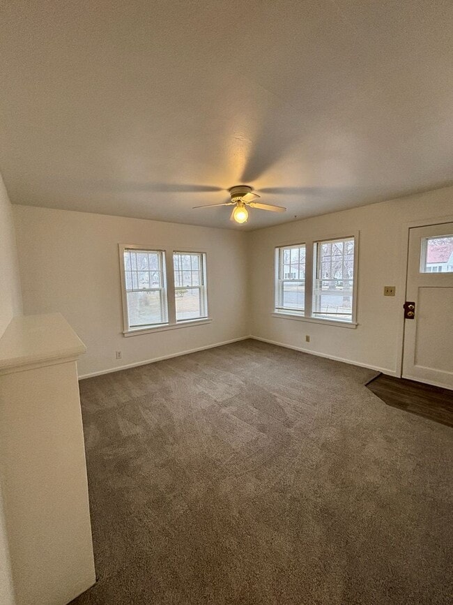 Photo - 828 1/2-615 1/2 Miles Ave Unidad 615 Miles Ave