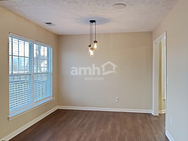 Photo - 2922 Wills Ct