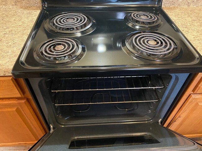 Photo - 124 Westscott Dr Unit B