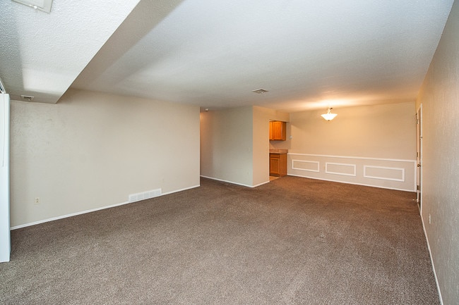 Photo - Beacon Point Apartments