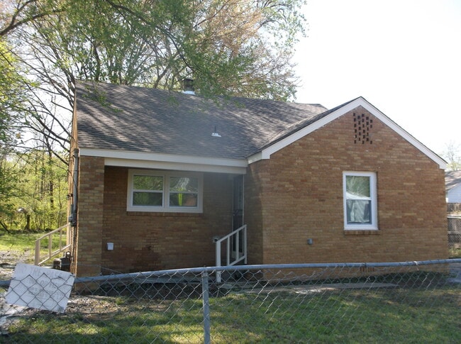 Building Photo - 3577 Weaver Rd