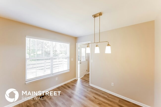 Photo - 1336 Railroad Dr