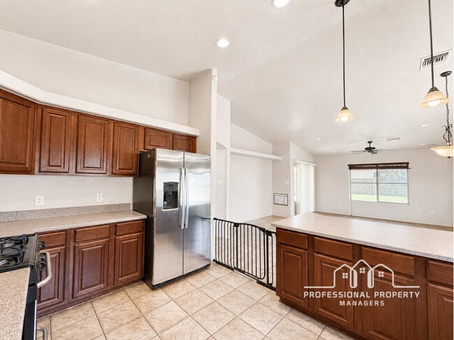 Photo - "Spacious 4-Bedroom, 2-Bathroom SOLAR Home in Mesa del Sol!"