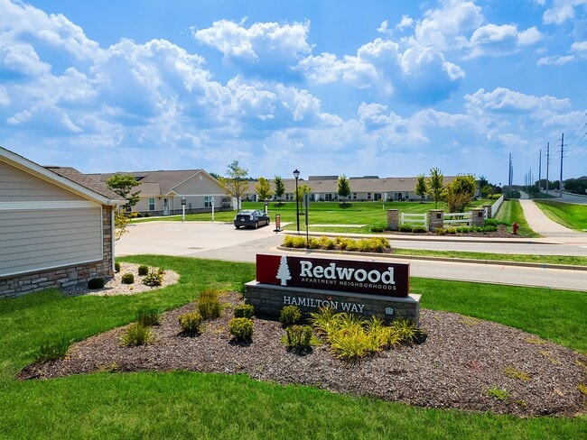Redwood Westfield Hamilton Way