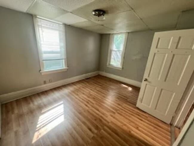 Building Photo - 2421 S 5th Pl Unit 2421 S 5th Pl #4