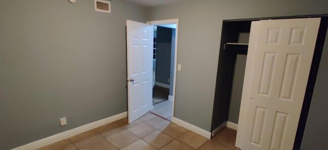 Photo - 3651 NW 9th St