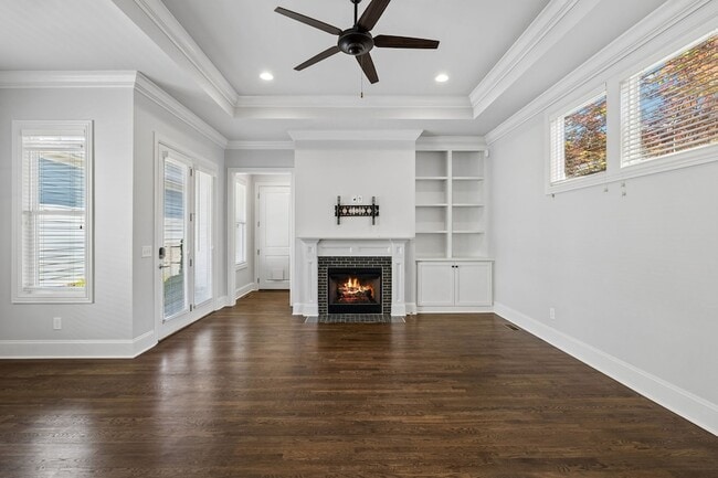 Photo - 1614 Townsend Blvd