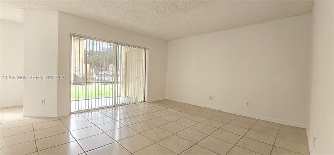 990 Coral Club Dr Unit 990