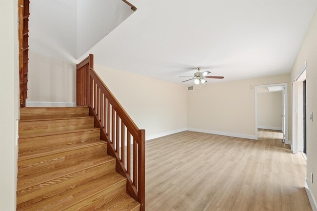Photo - 8337 N Coral Cir