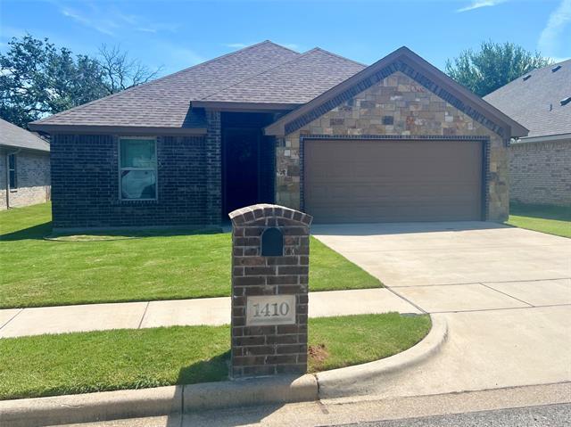 Building Photo - 1410 Lauren Ln