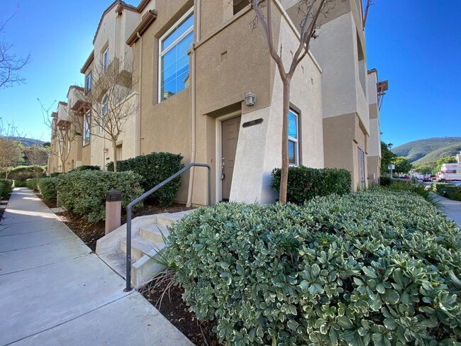 Photo - 3 Bedroom Townhome in gated Corte Bella community!!