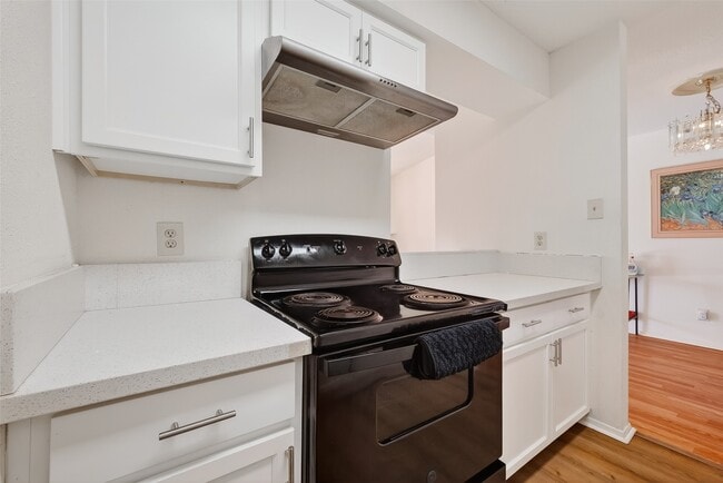 Photo - 10555 Turtlewood Ct Unit 511