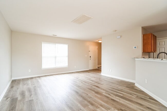 Photo - 1604 Harland St