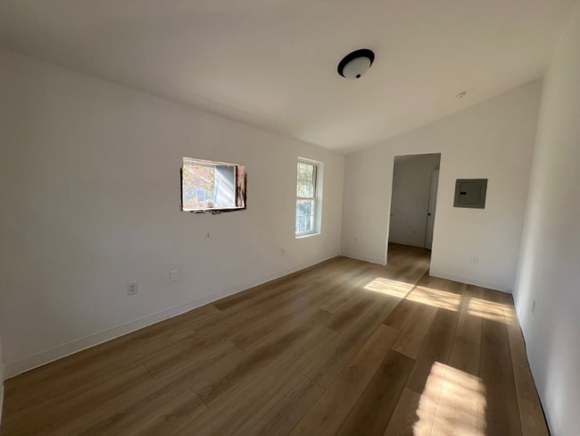 Photo - 1103 Dunbar St Unit 4