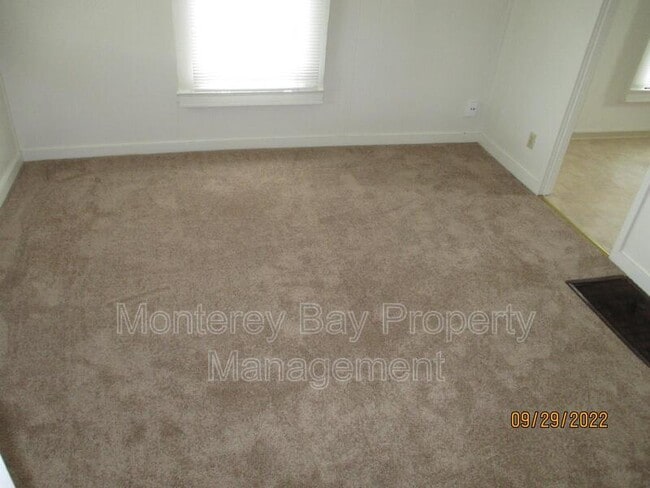 Photo - 391 Prescott Ave