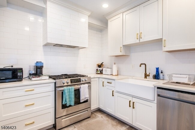 Photo - 380 Claremont Ave Unit 1