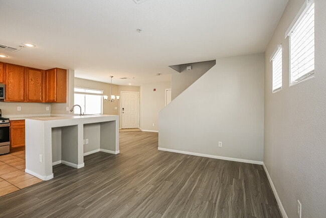 Photo - 3020 Sunrise Bay Ave