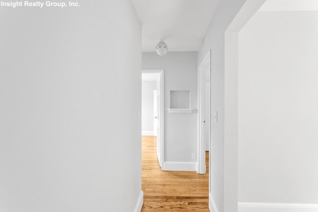 Photo - 98 Morton St