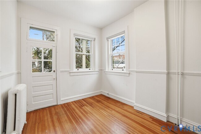 Photo - 2703 Kensington Ave