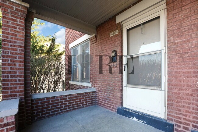 Photo - 1257 E Livingston Ave
