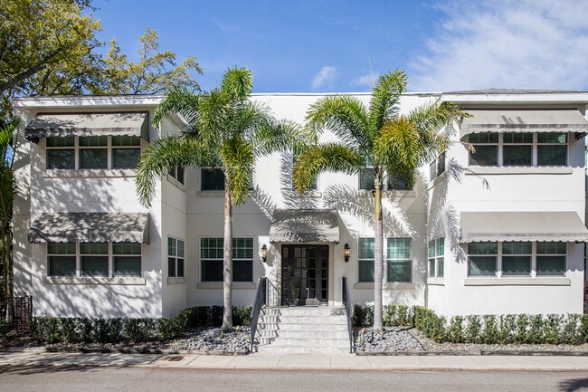Bay Villa Place