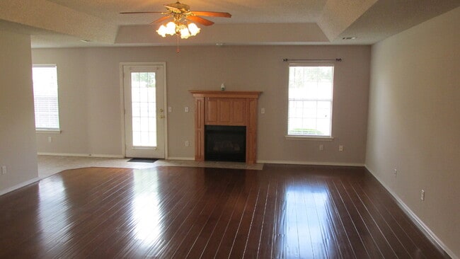 Photo - 1902 SW Spruce Rd