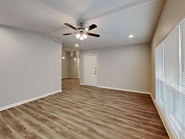 Photo - 13316 Flagstone Ln