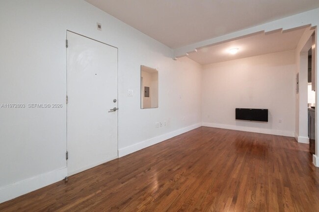 Photo - 1751 James Ave Unit 204