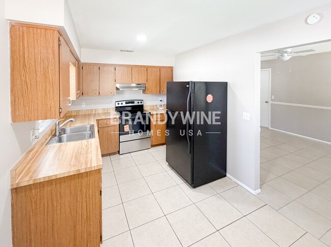 Photo - 403 Crabtree Ave