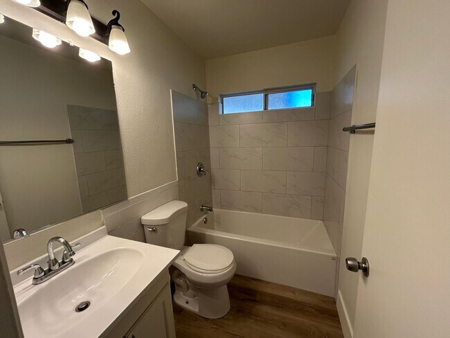 Photo - 11202 W Nevada Ave