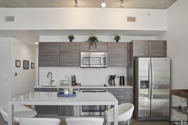 Photo - 151 SE 1st St Unit 411