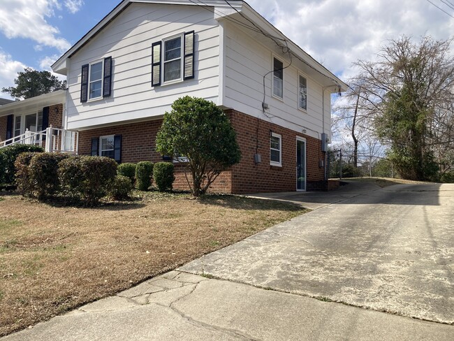 Photo - 1517 Westchester Rd Unit 1517B